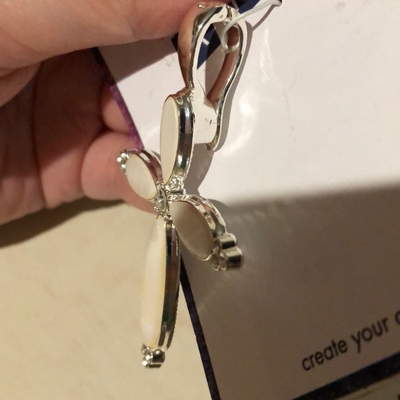 Pendant - Picture 2 of 2